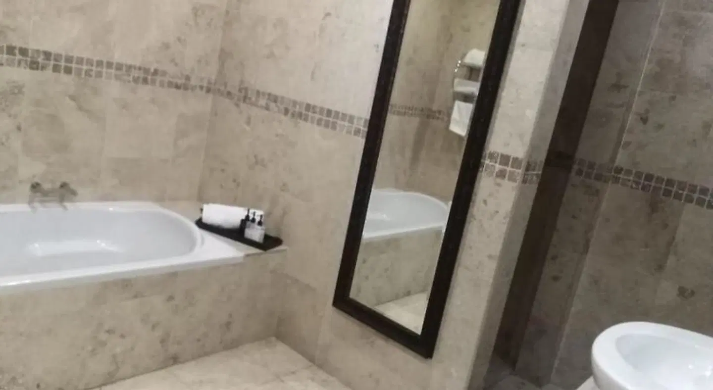 131 on Herbert Baker Boutique Hotel BATHROOM