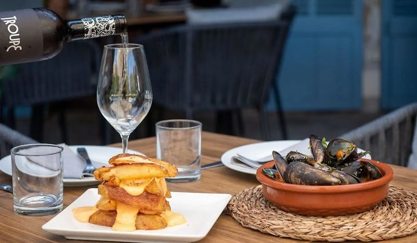 Rural Nou Dalt Muntanya RESTAURANT