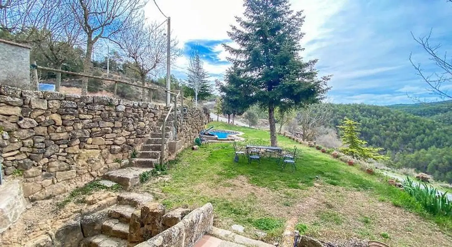 Rectoria Sant Petrus de Madrona GARDEN