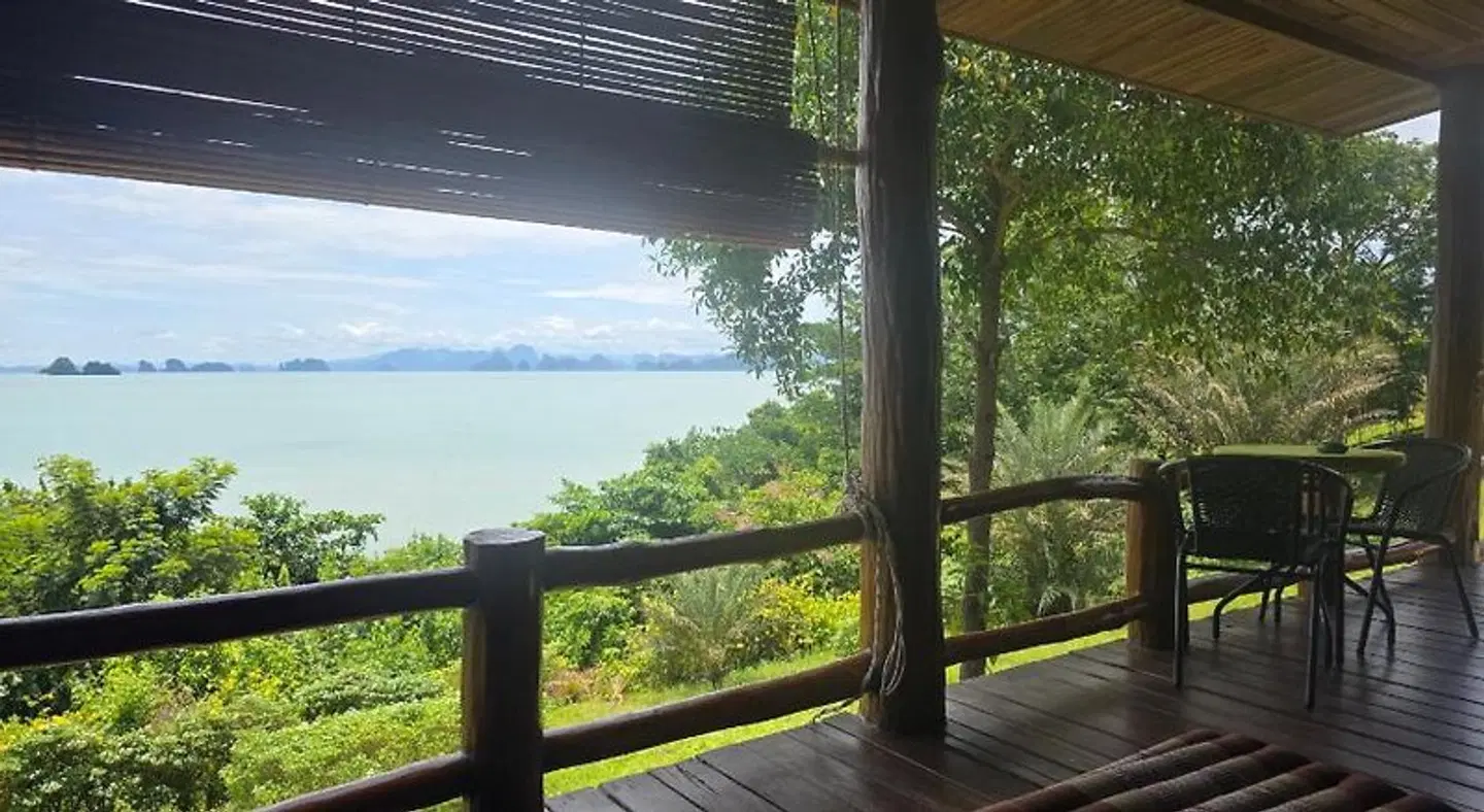 Esmeralda View Resort TERRACE