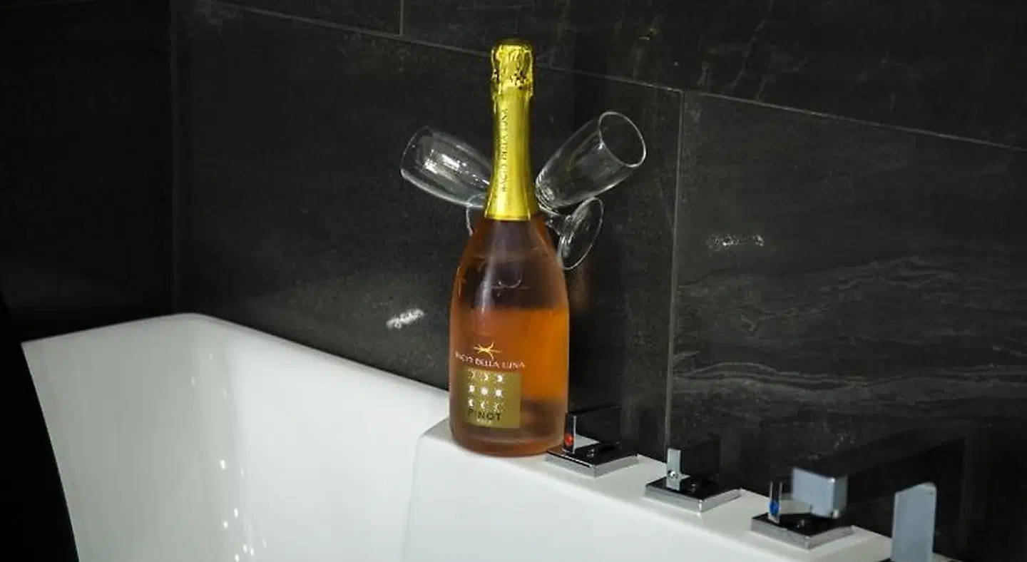 Villa Adelaide suite & room ANIMAL