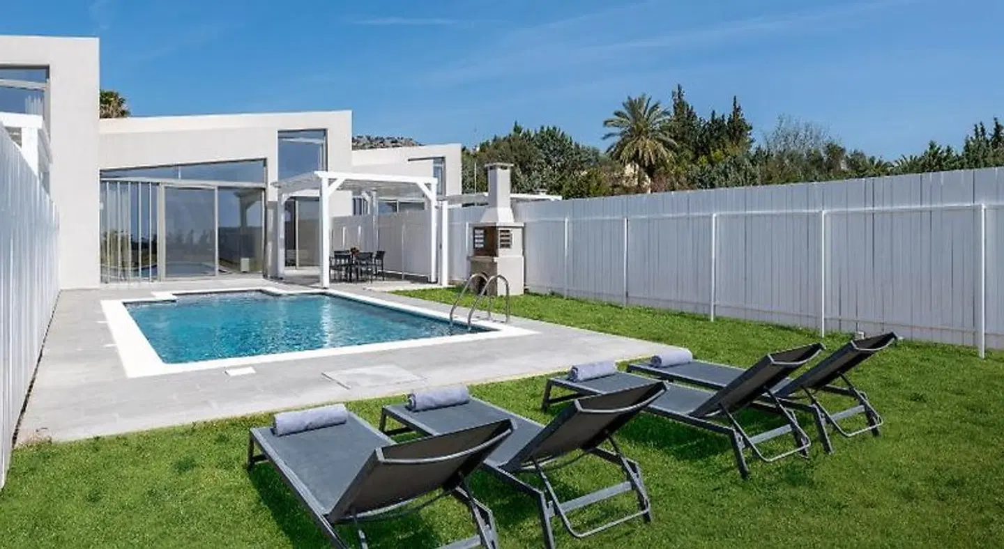 Pantheon Luxury Villas Rhodes OUTDOOR_POOL