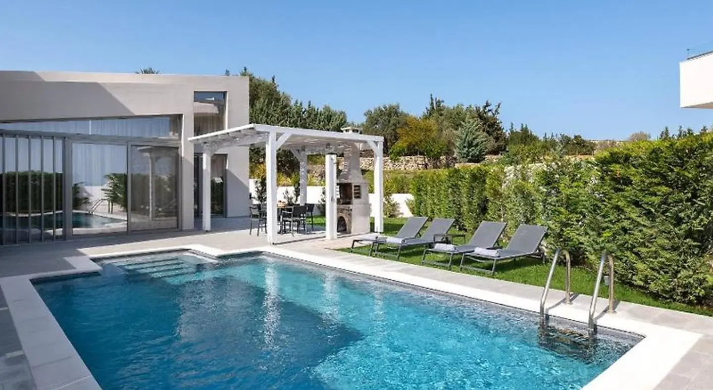 Pantheon Luxury Villas Rhodes OUTDOOR_POOL