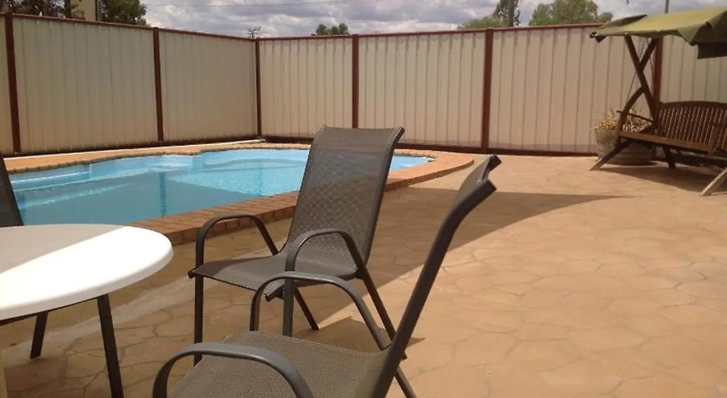 Charleville Waltzing Matilda Motor Inn INDOOR_POOL