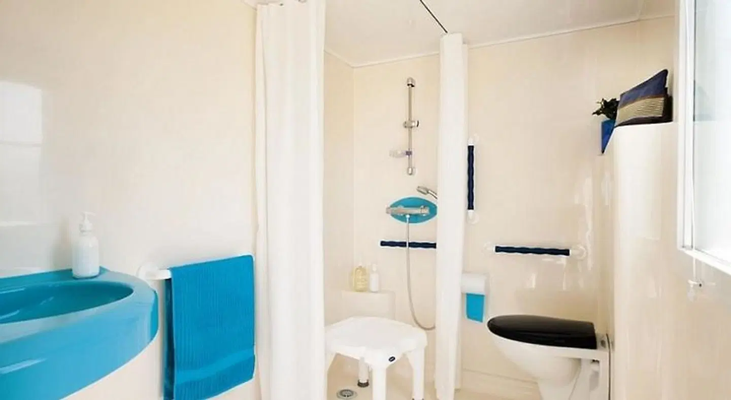 Domaine Résidentiel de Plein Air Odalys Le Port de la Chaine BATHROOM