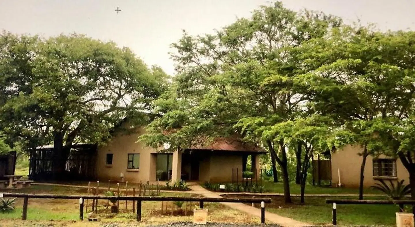 Msunduze River Lodge EXTERIOR
