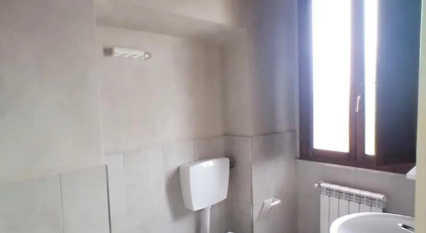 Il Casale Toscano Hostel BATHROOM