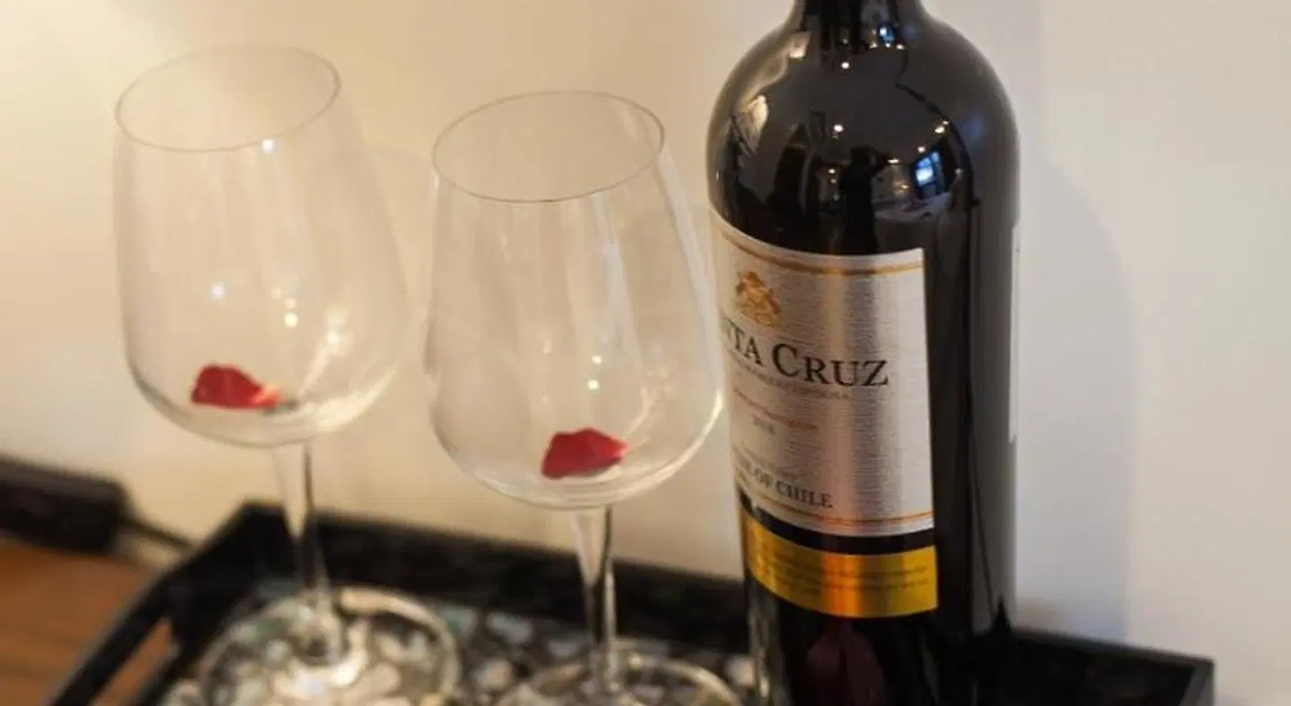 Hanoi Central Hotel & Residences BATHROOM