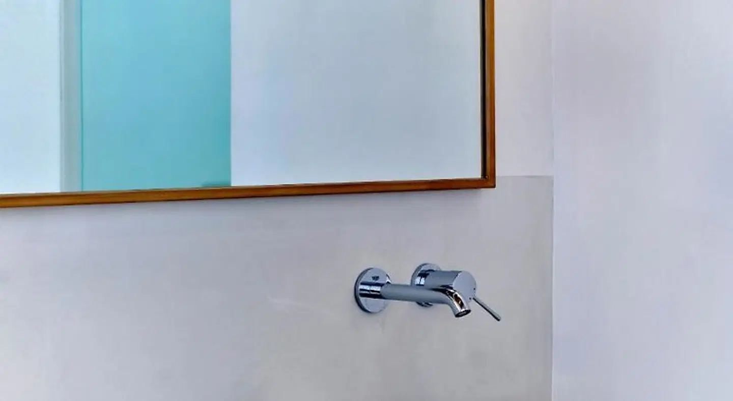 Aella Residence BATHROOM