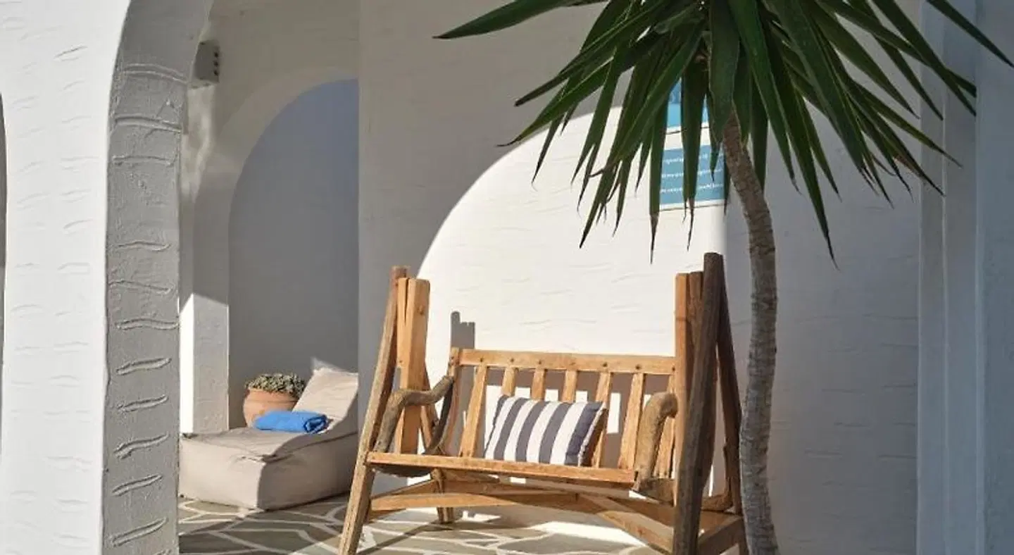 Aella Residence TERRACE