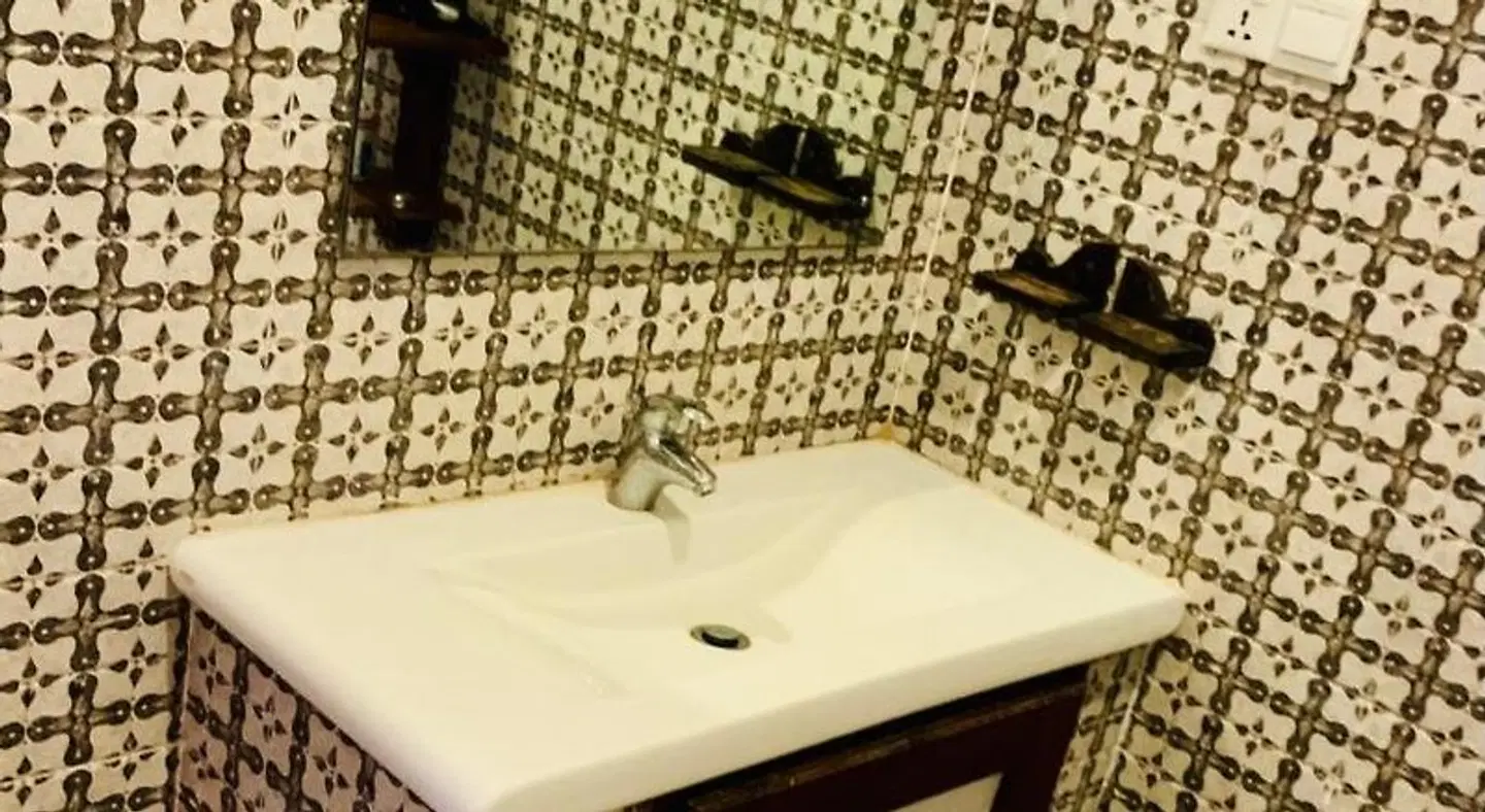 Saman Resort BATHROOM