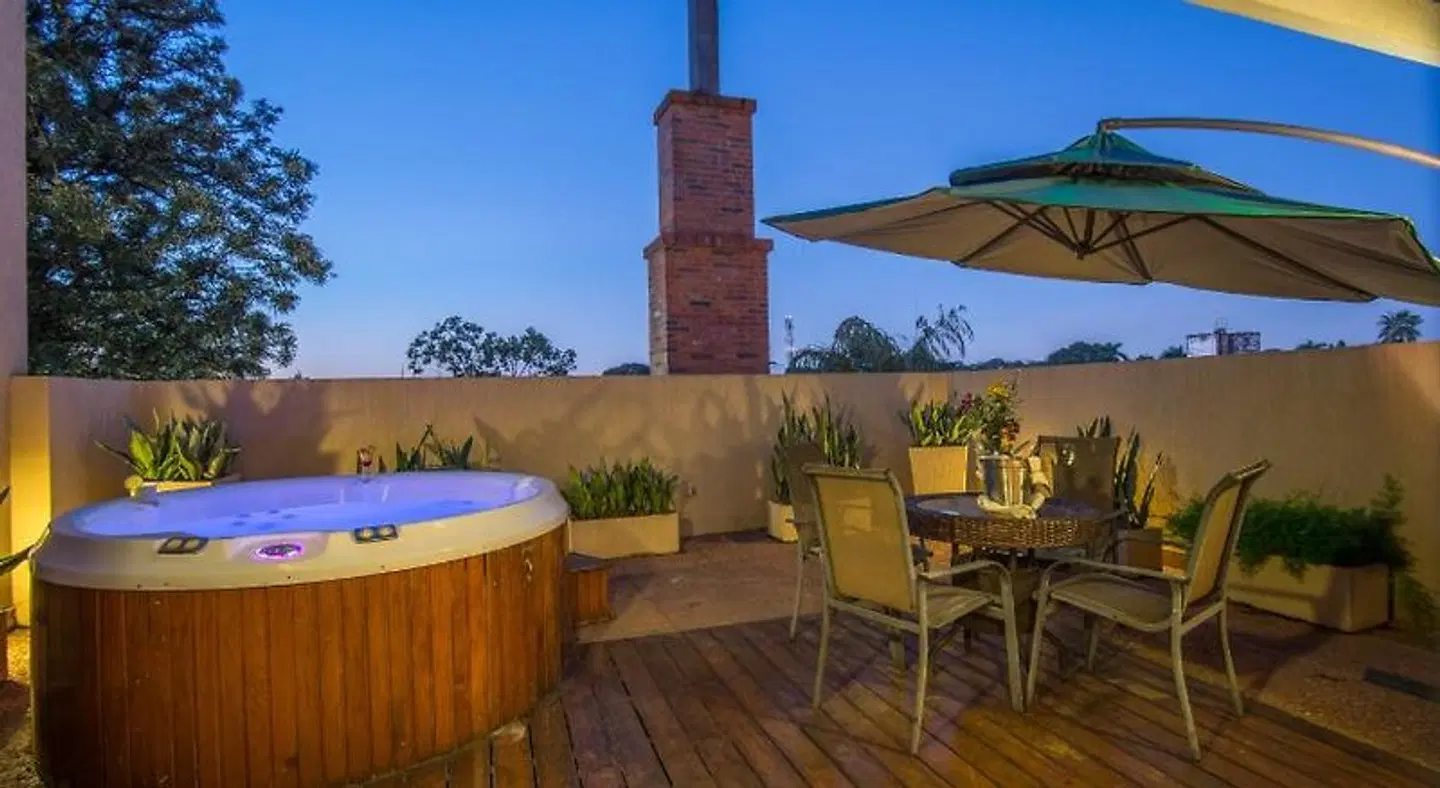 Villa Morra Suites TERRACE