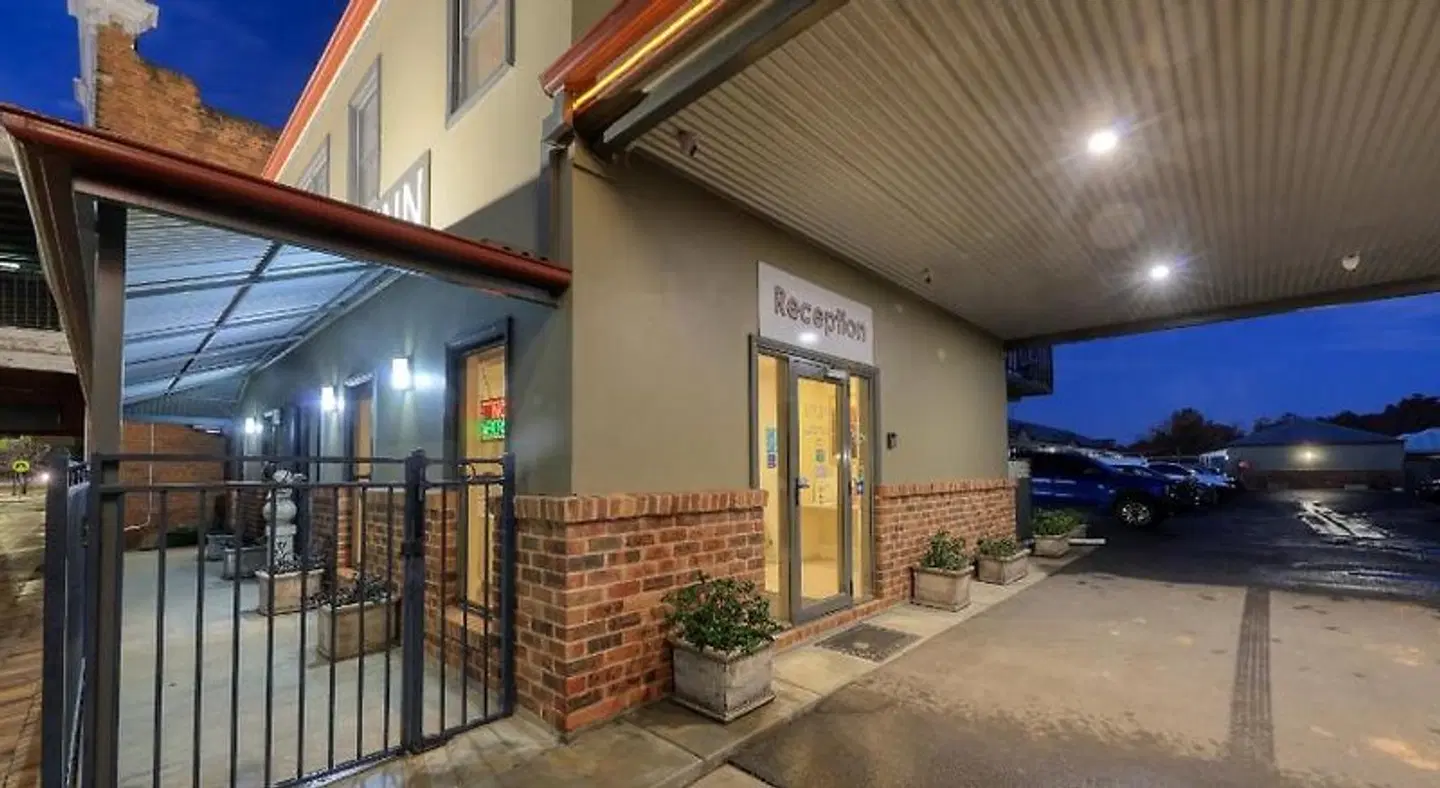 The Saltbush Motor Inn LOUNGE_LOBBY