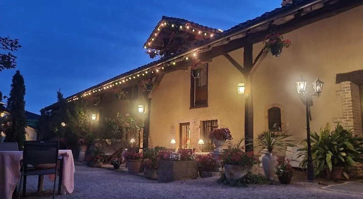 Hostellerie Sarrasine EXTERIOR