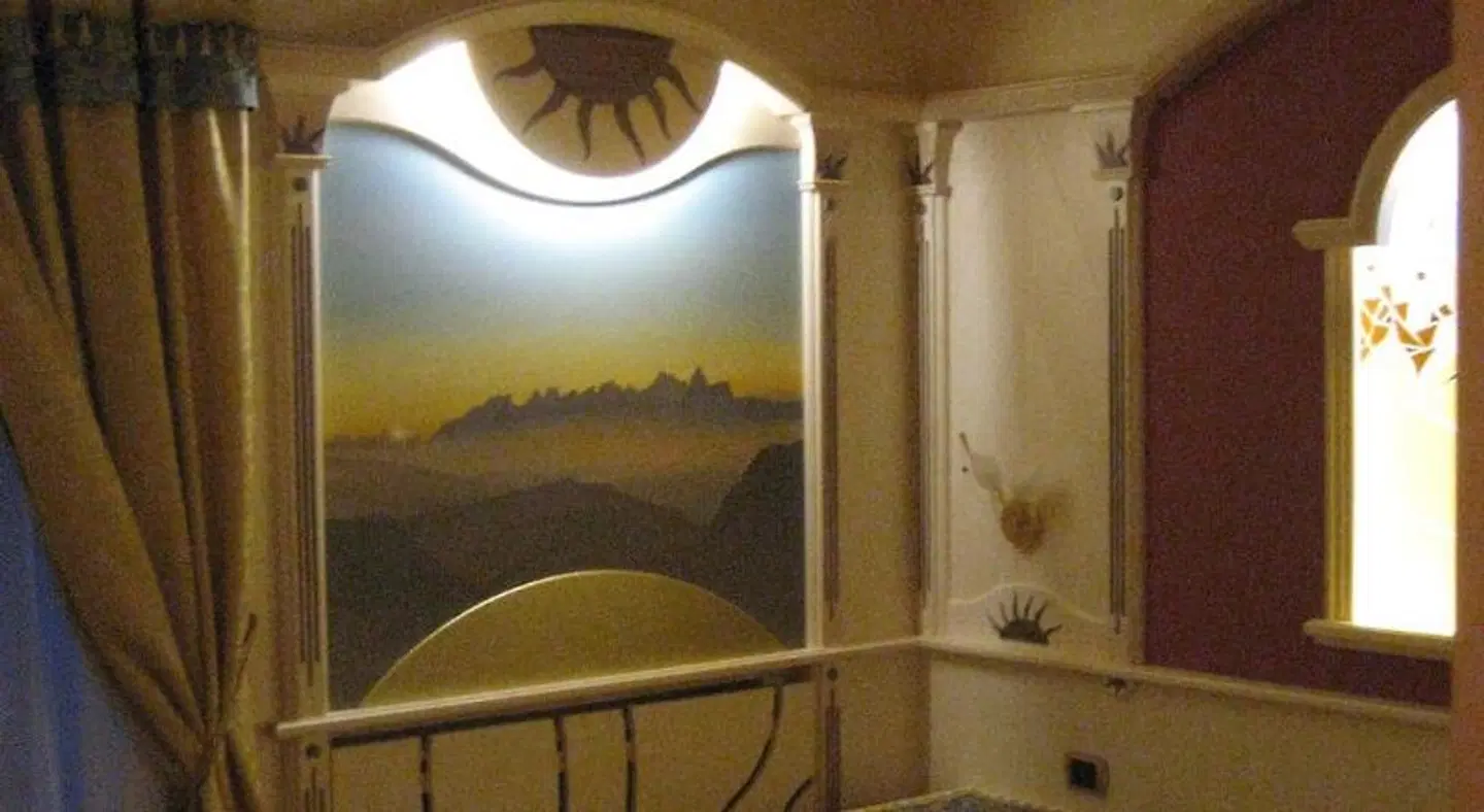 Letizia BATHROOM