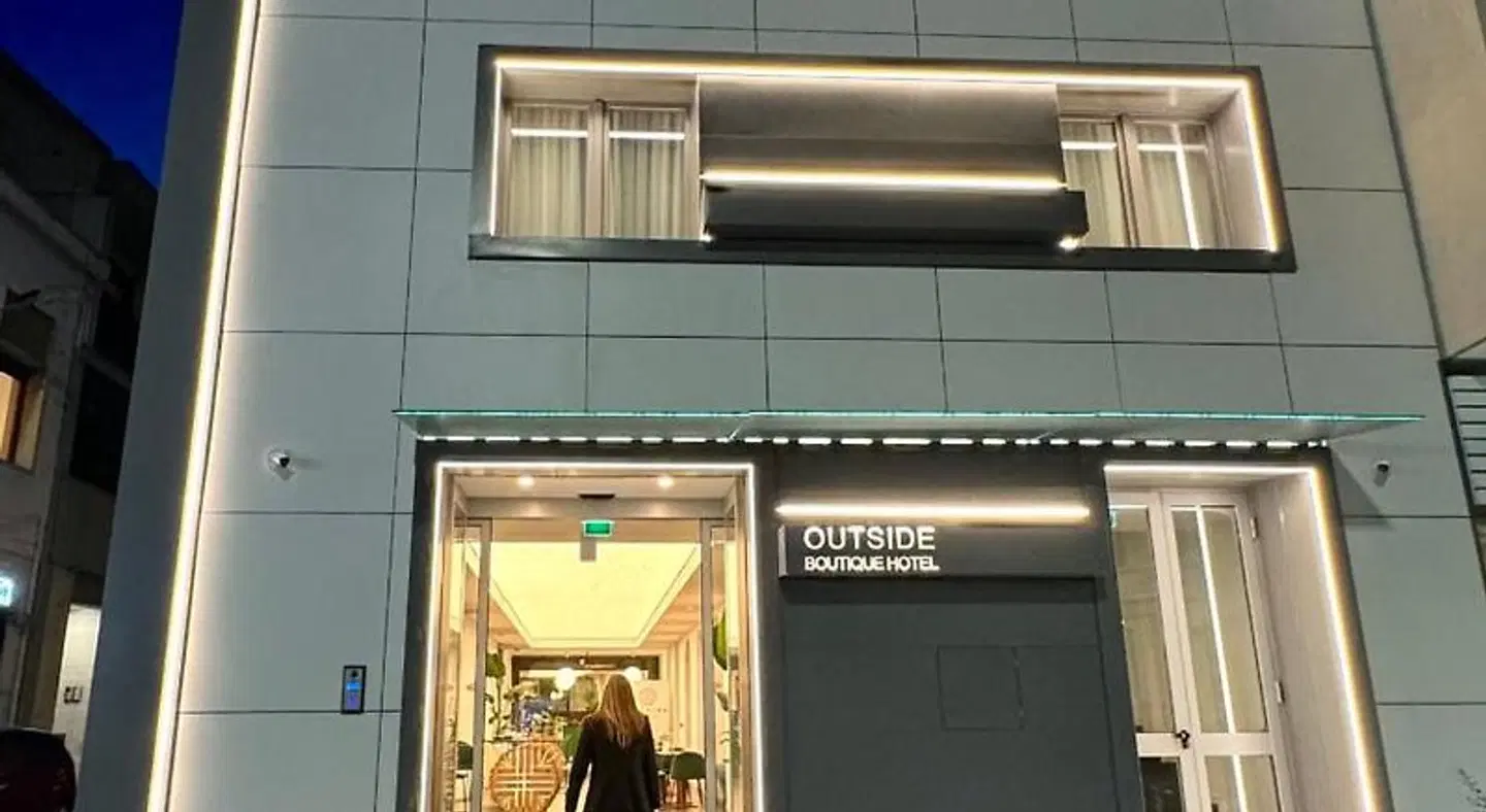 Outside Boutique Hotel LOUNGE_LOBBY