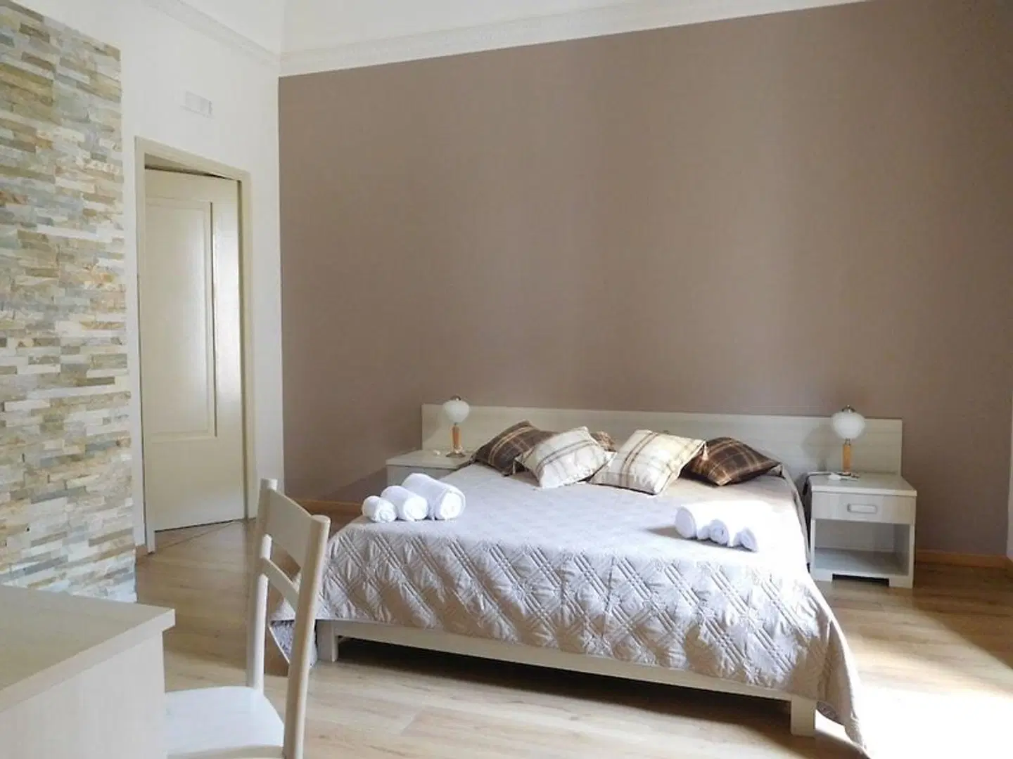 Papali ROOM_EXAMPLE