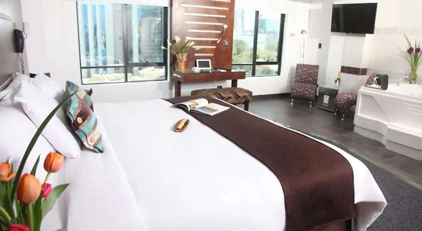 RIVERA INN HOTEL ROOM_EXAMPLE