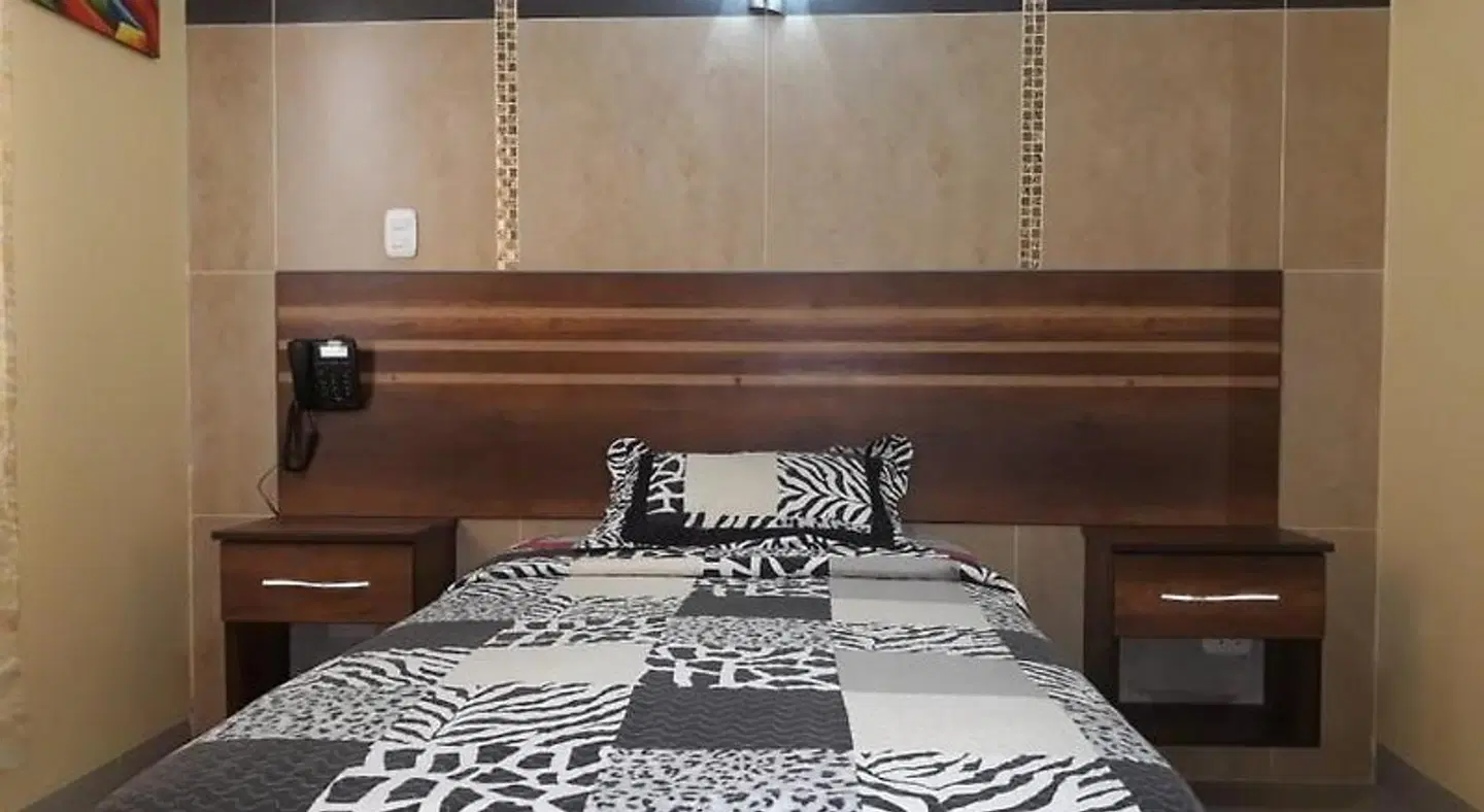 HOTEL ESTRELLA ROOM_EXAMPLE