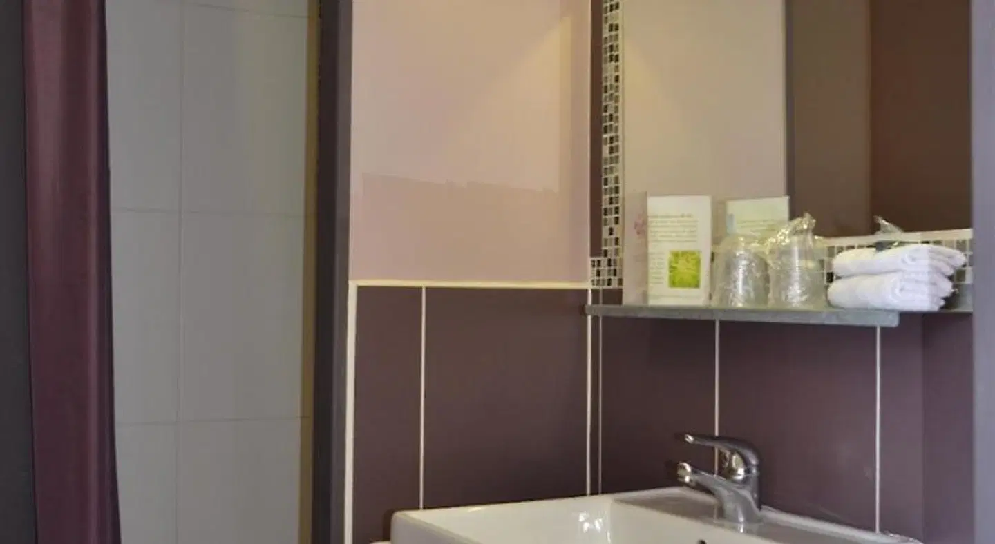 Atlantic Hôtel BATHROOM