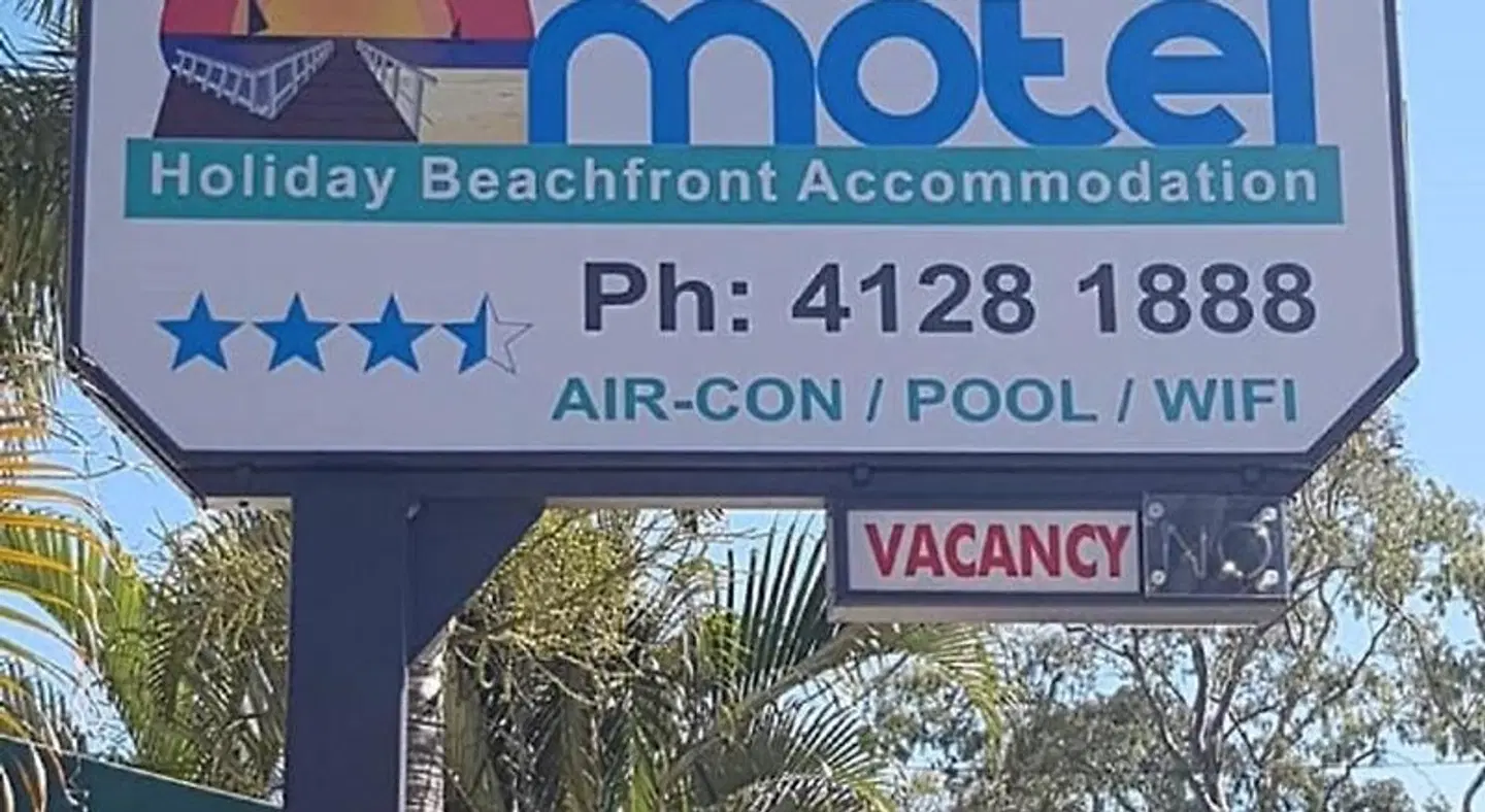 Sunseeker Motel EXTERIOR