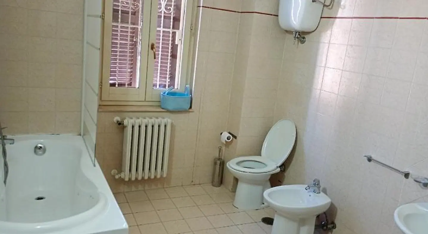 B&B La Giostra di Foligno BATHROOM