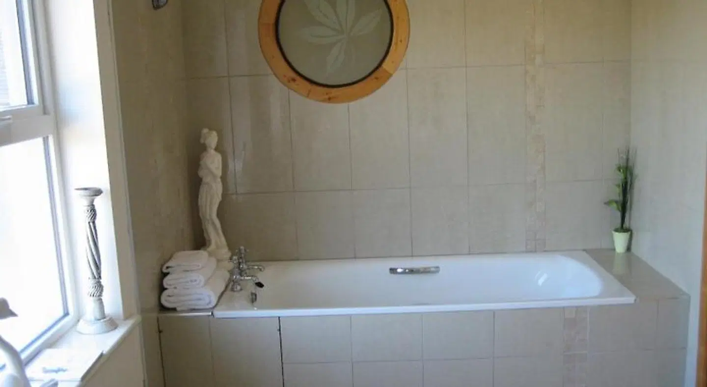Glendine Country House B&B BATHROOM