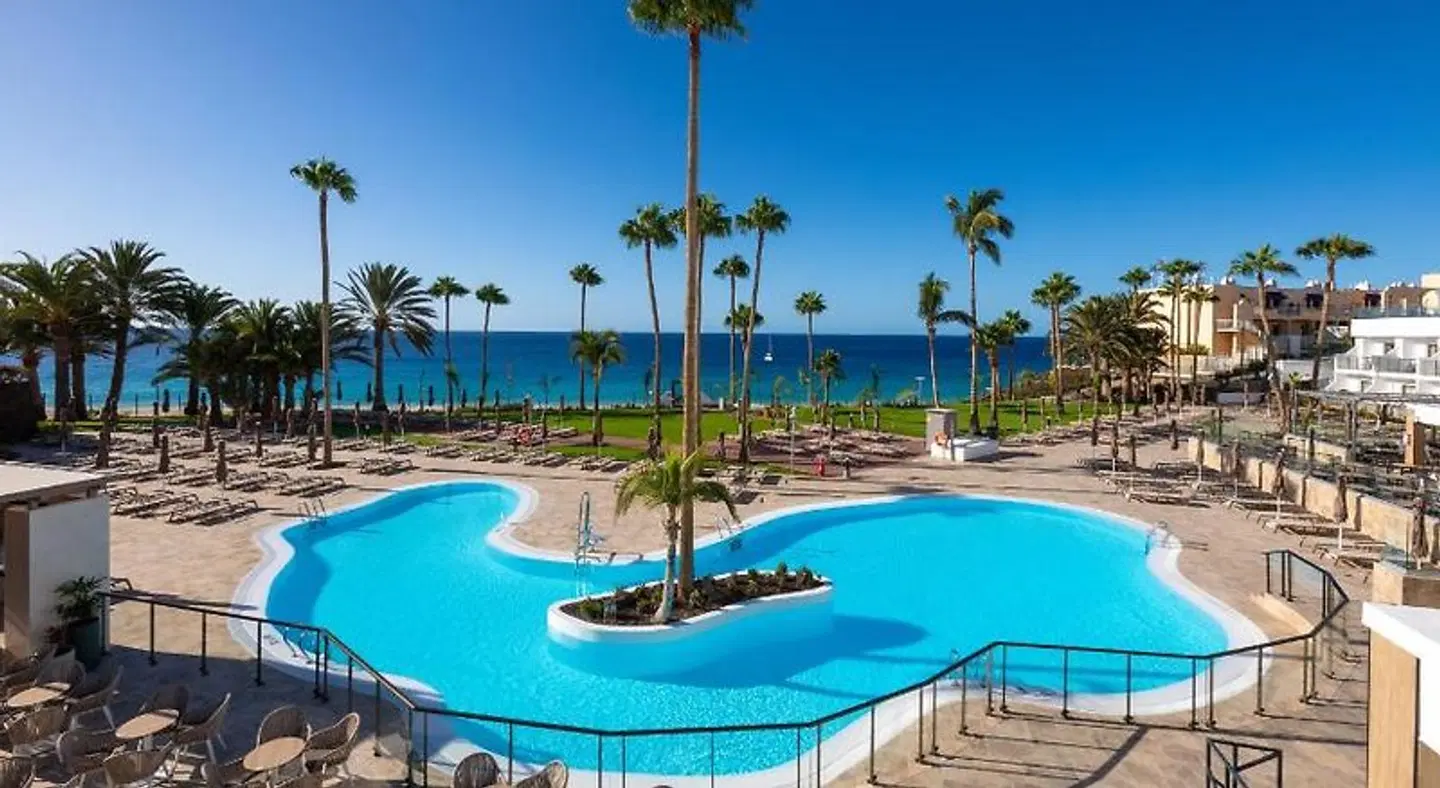 TUI BLUE Riu Calypso OUTDOOR_POOL