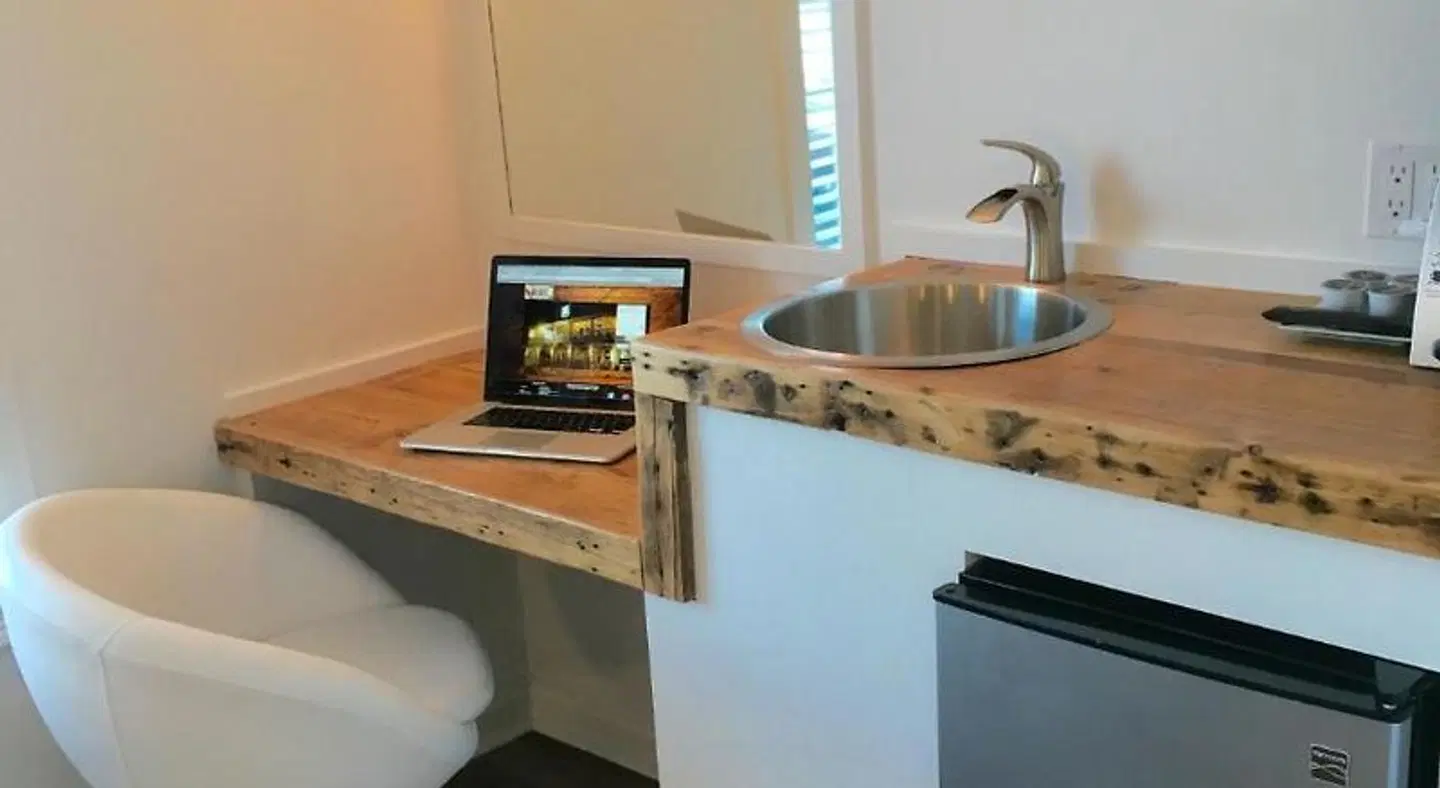 Inn on the Blues ROOM_EXAMPLE