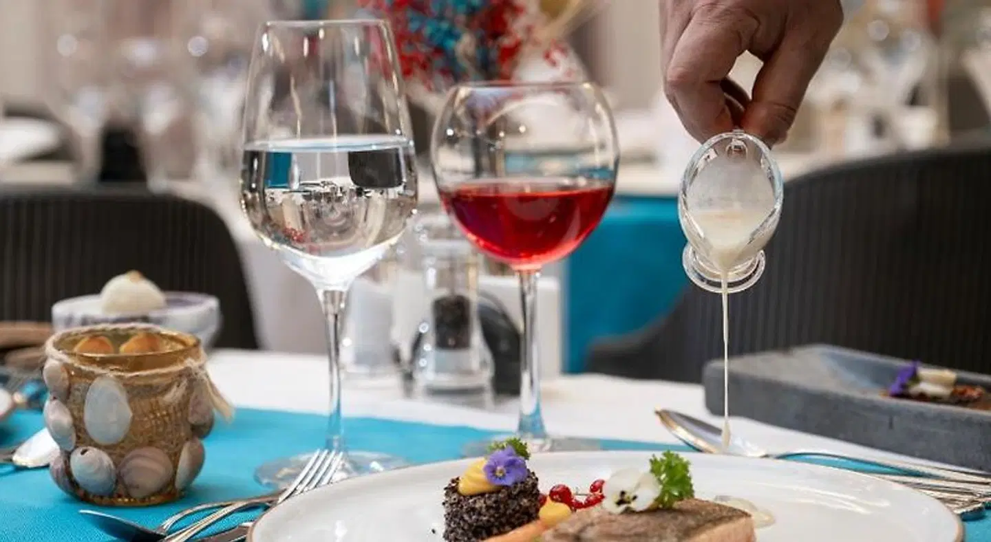 The Raga Side RESTAURANT