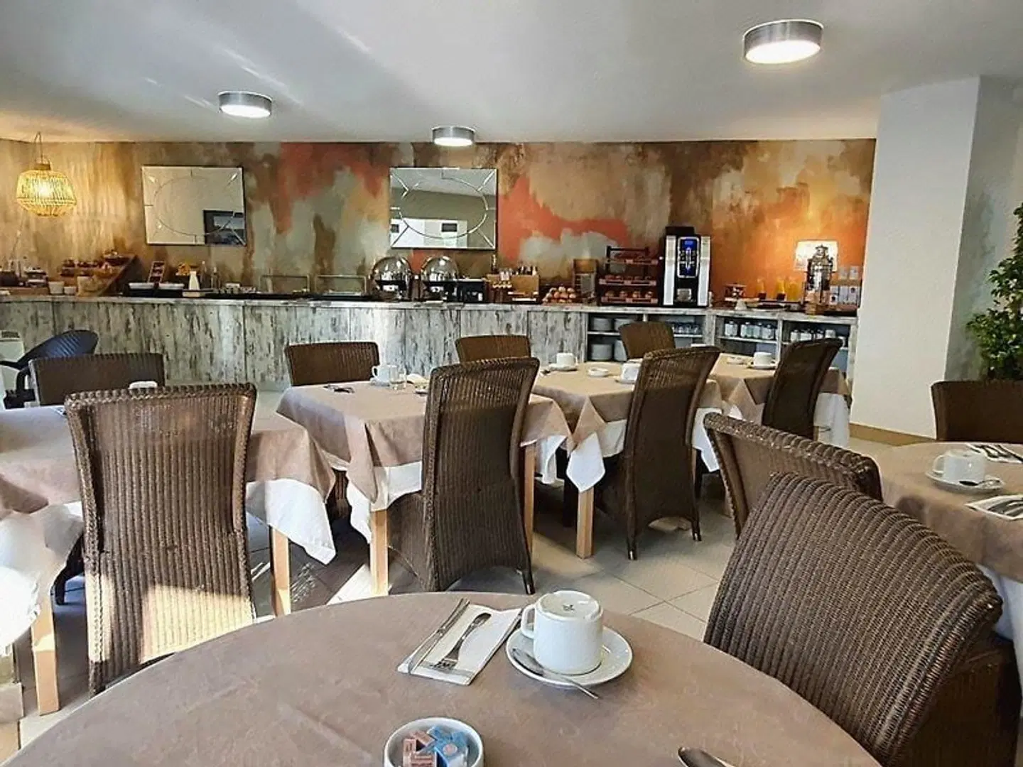Mariana RESTAURANT