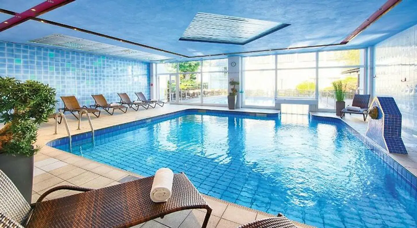 Leonardo Hotel Düsseldorf Airport Ratingen INDOOR_POOL