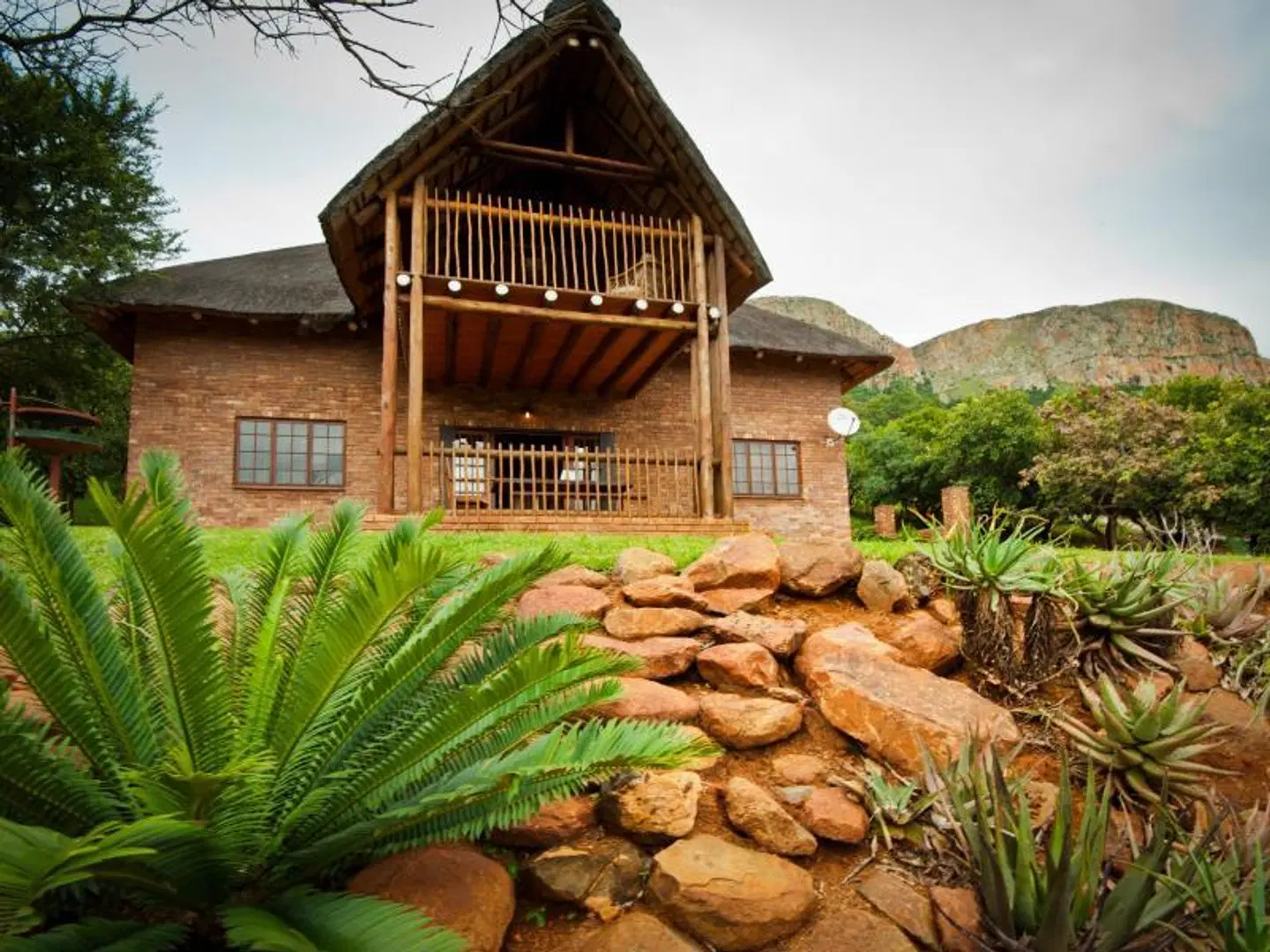 Amafu Forest Lodge EXTERIOR