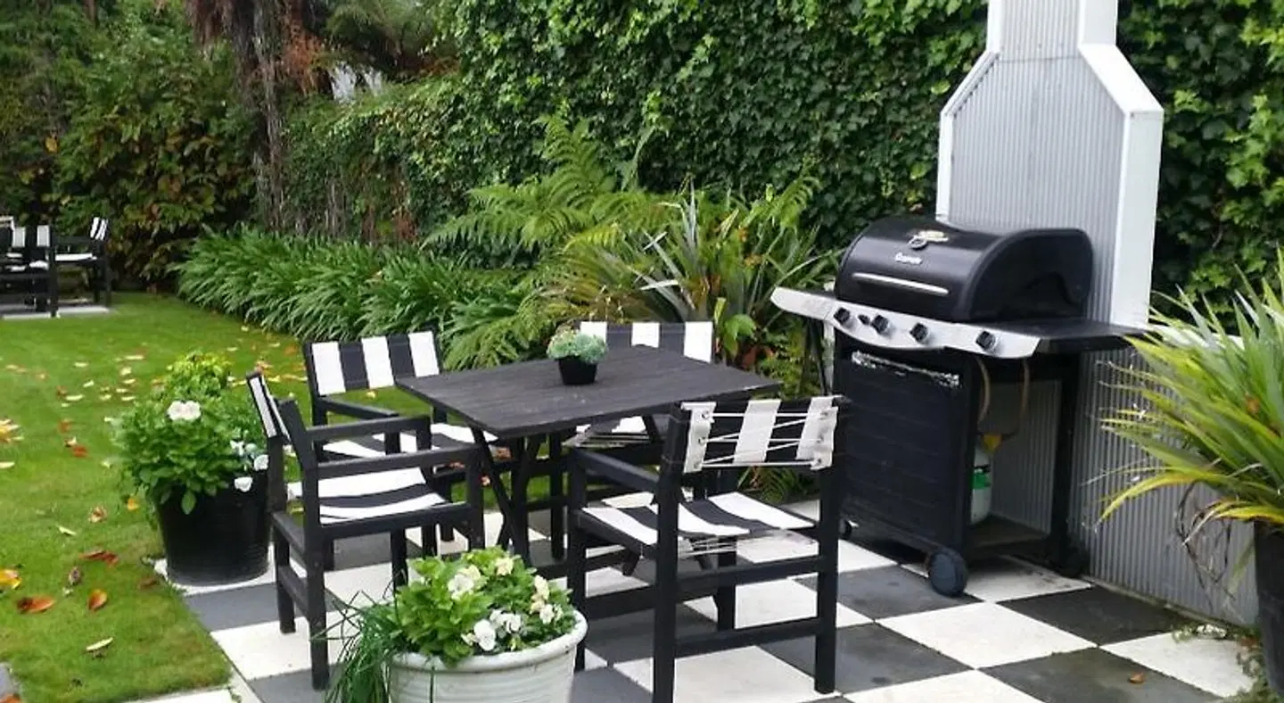 The Lake Motel TERRACE