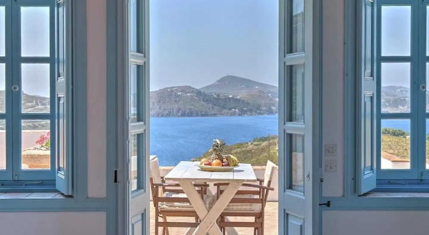 Eirini Luxury Hotel Villas TERRACE