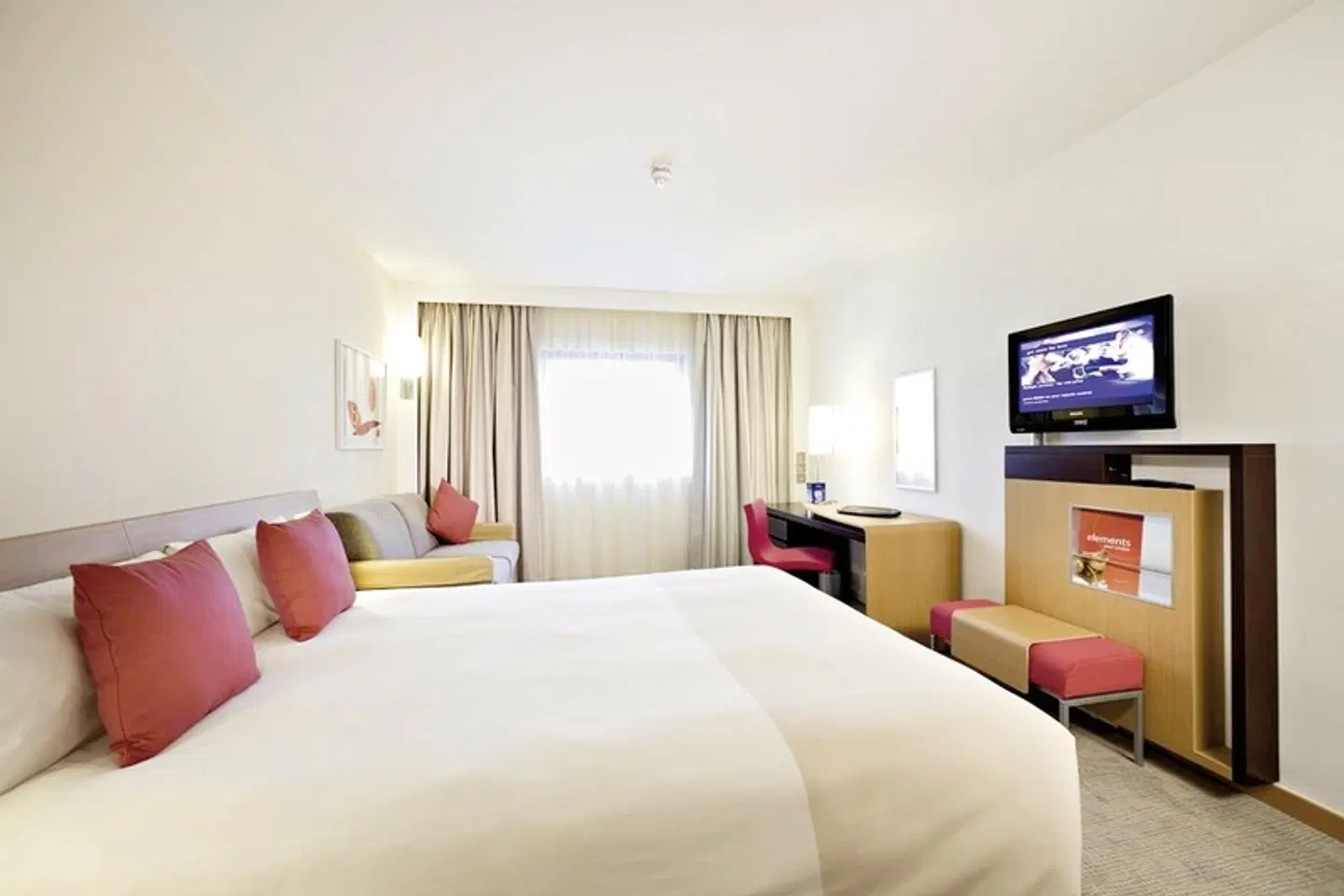 Novotel London West ROOM_EXAMPLE