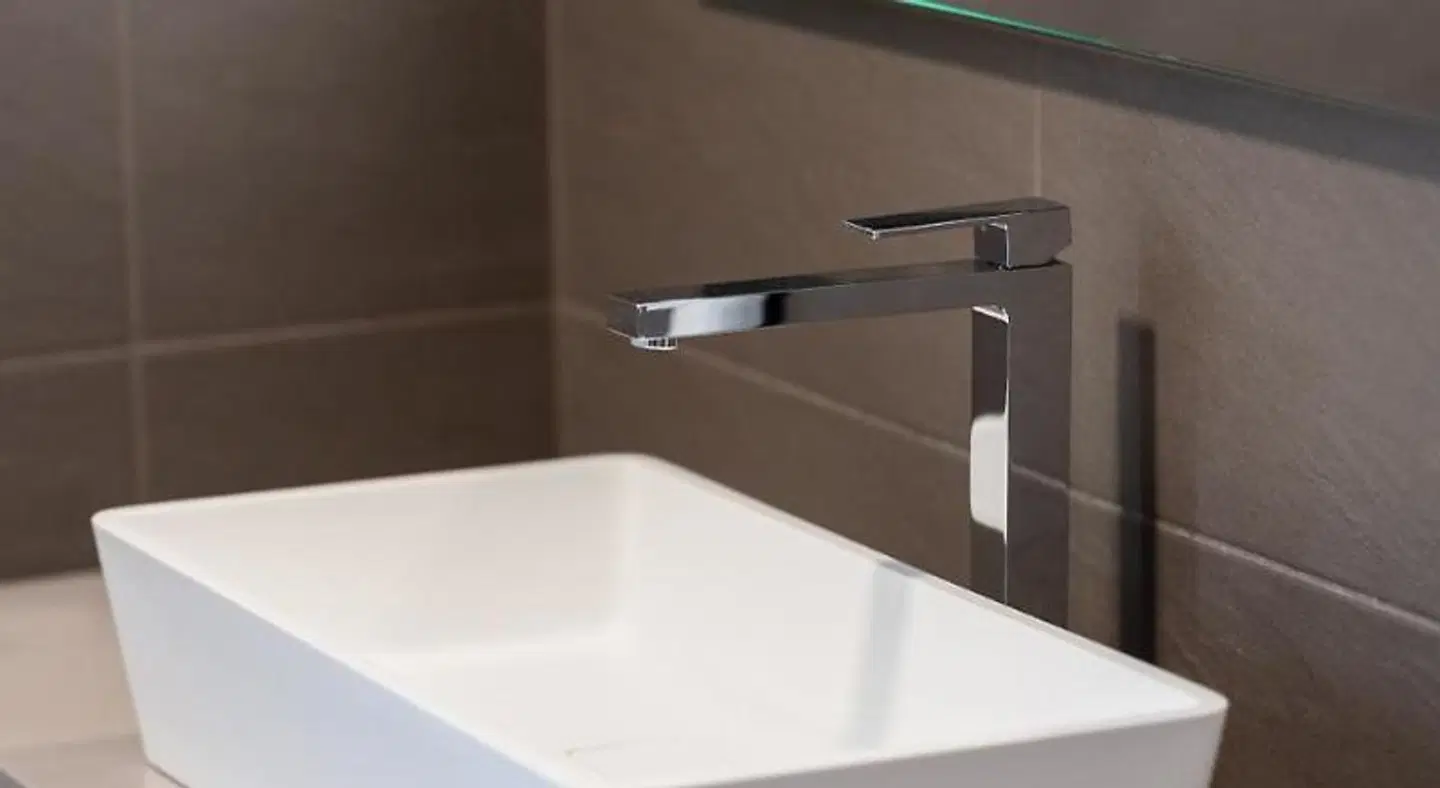 Aurora Aparthotel BATHROOM