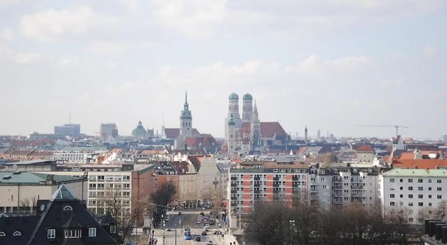 Holiday Inn Munich City Centre EXTERIOR