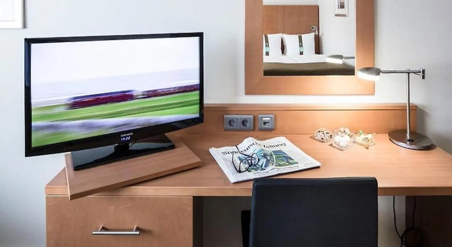 Holiday Inn Munich City Centre ROOM_EXAMPLE