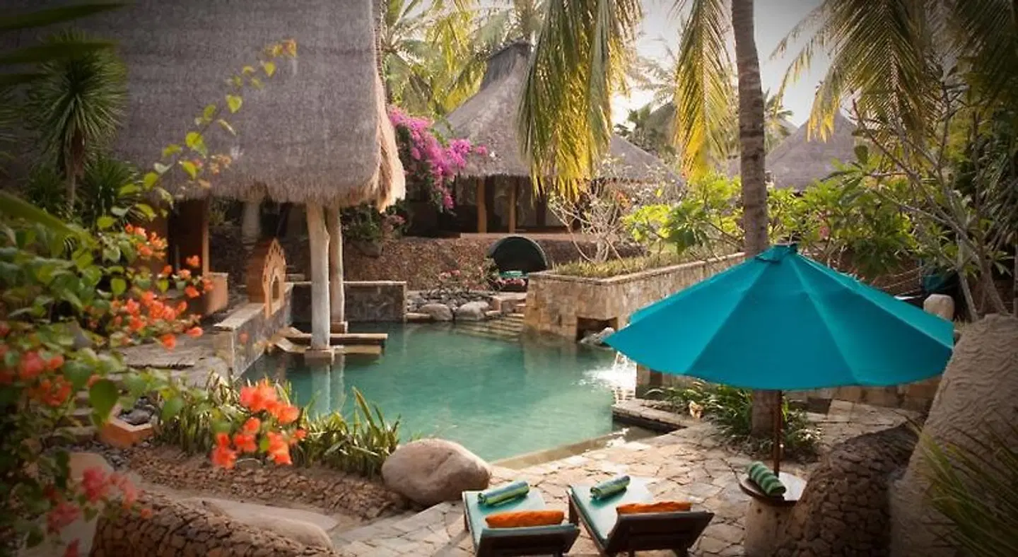 Novotel Lombok Resort and Villas OUTDOOR_POOL