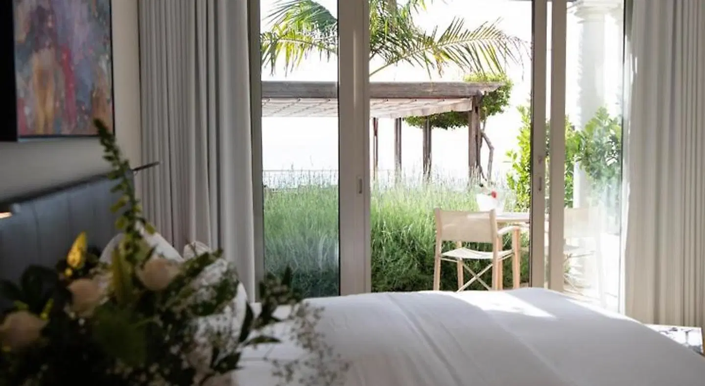 Compass House Boutique Hotel ROOM_EXAMPLE