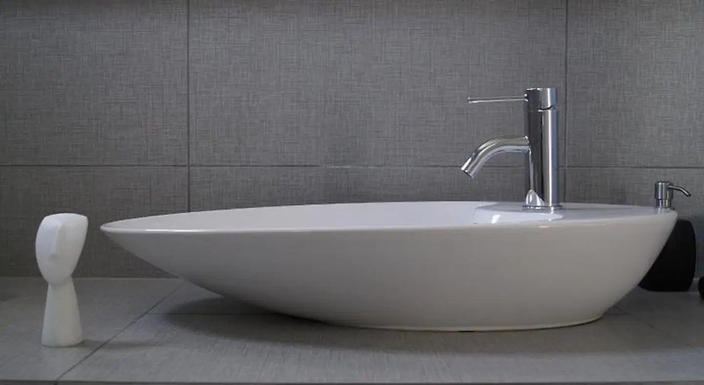 Alexandros Apartments BATHROOM