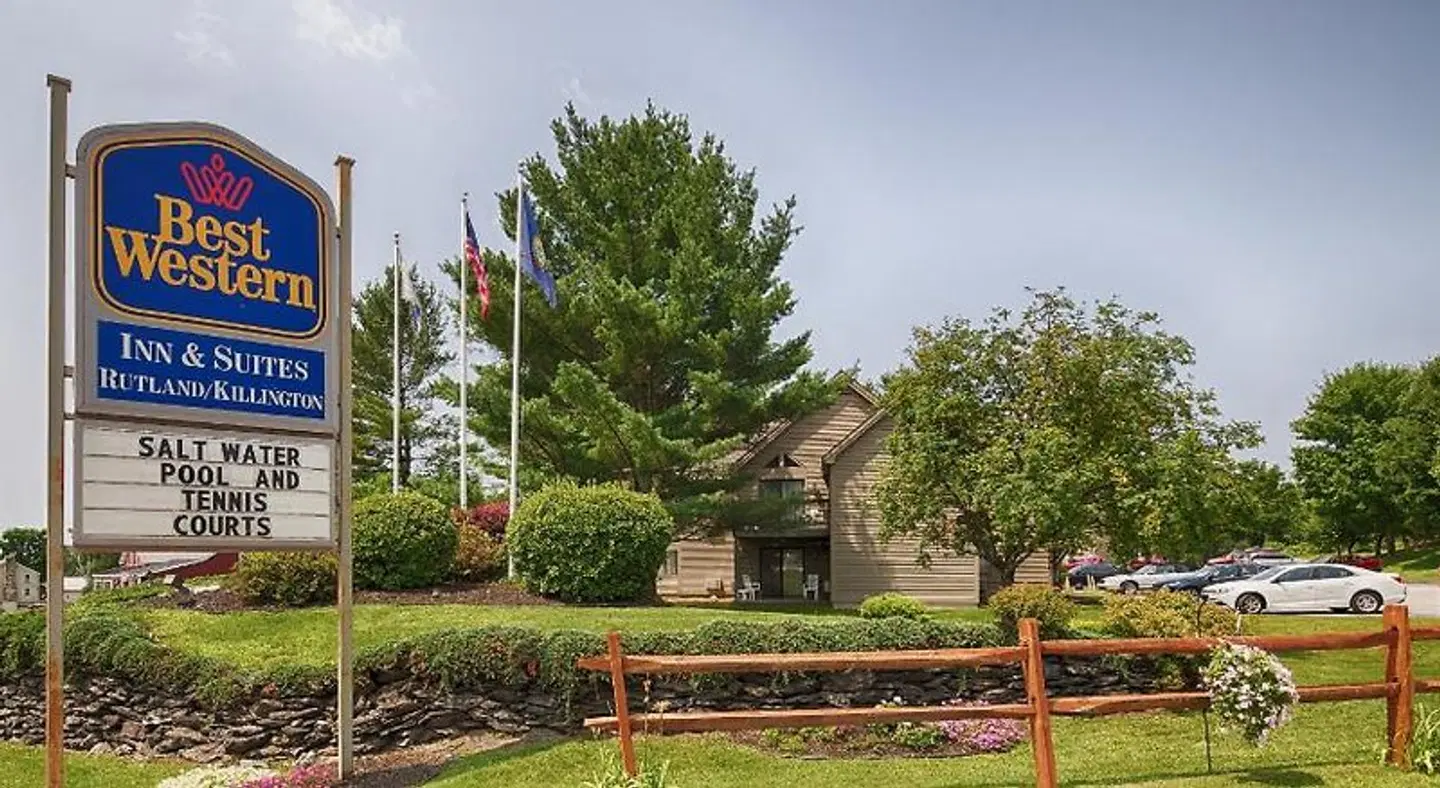 Best Western Inn & Suites Rutland-Killington GARDEN