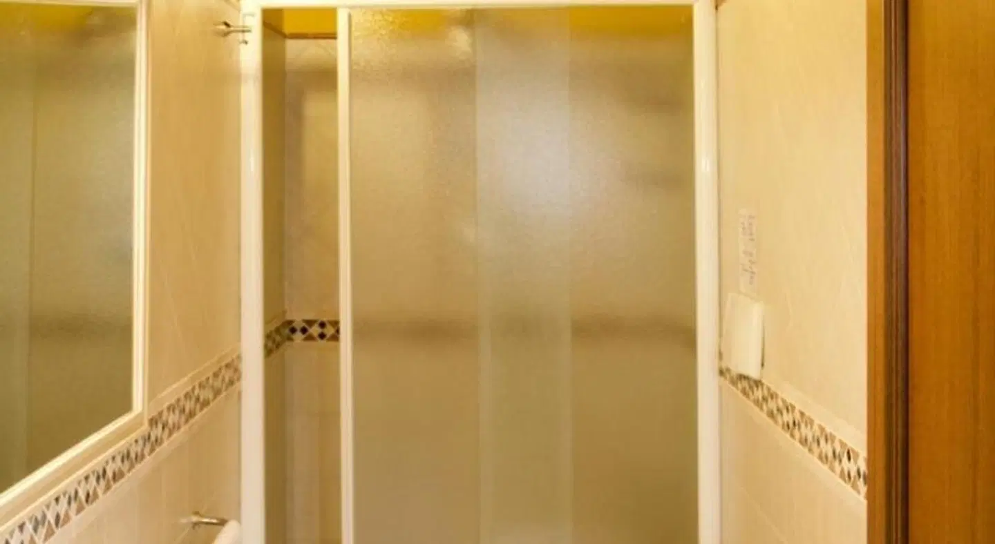 Fattoria San Lorenzo BATHROOM