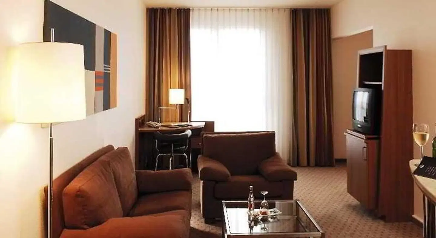 NH München Ost Conference Center ROOM_EXAMPLE