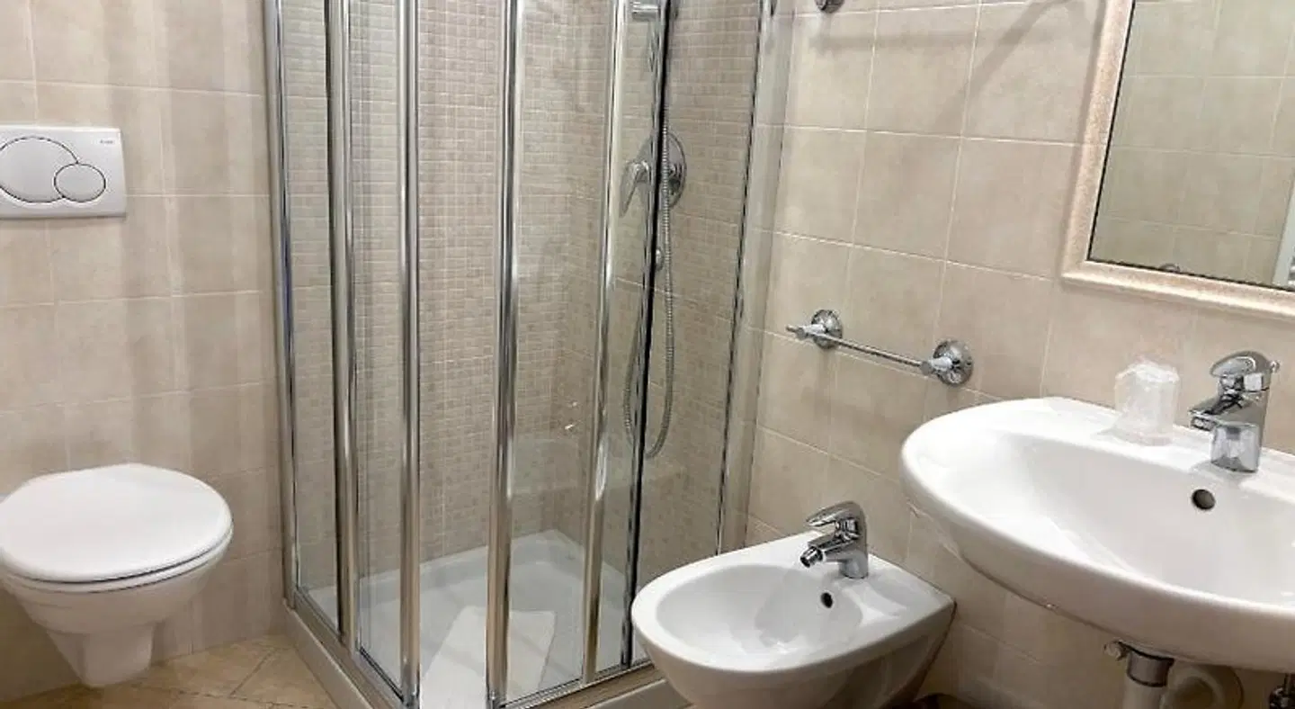 Alpenlife Hotel Someda BATHROOM