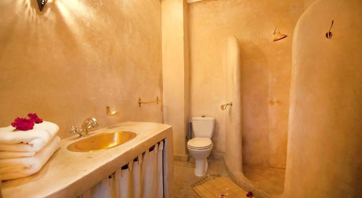 Riad Azalia BATHROOM