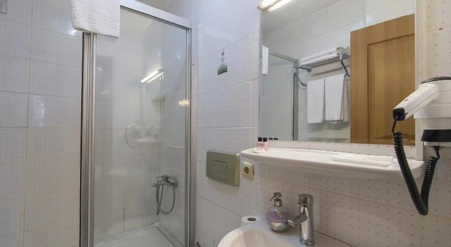 Deniz Houses BATHROOM