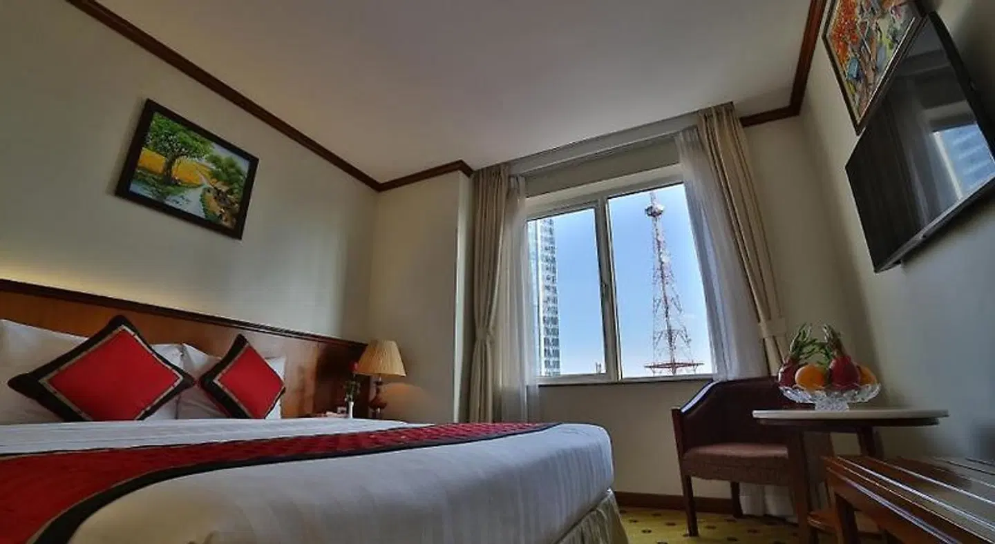 Sunny Hotel 1 ROOM_EXAMPLE