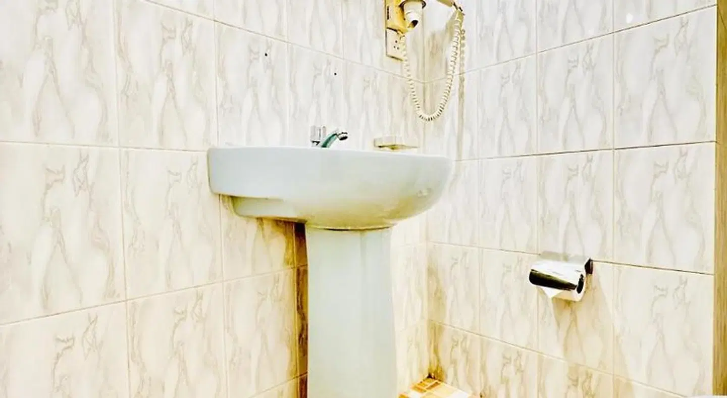 Hotel Dorset BATHROOM